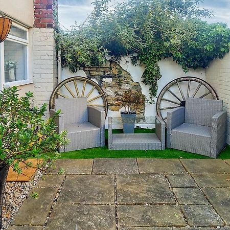 The Saddlers Cottage East Boldon ภายนอก รูปภาพ